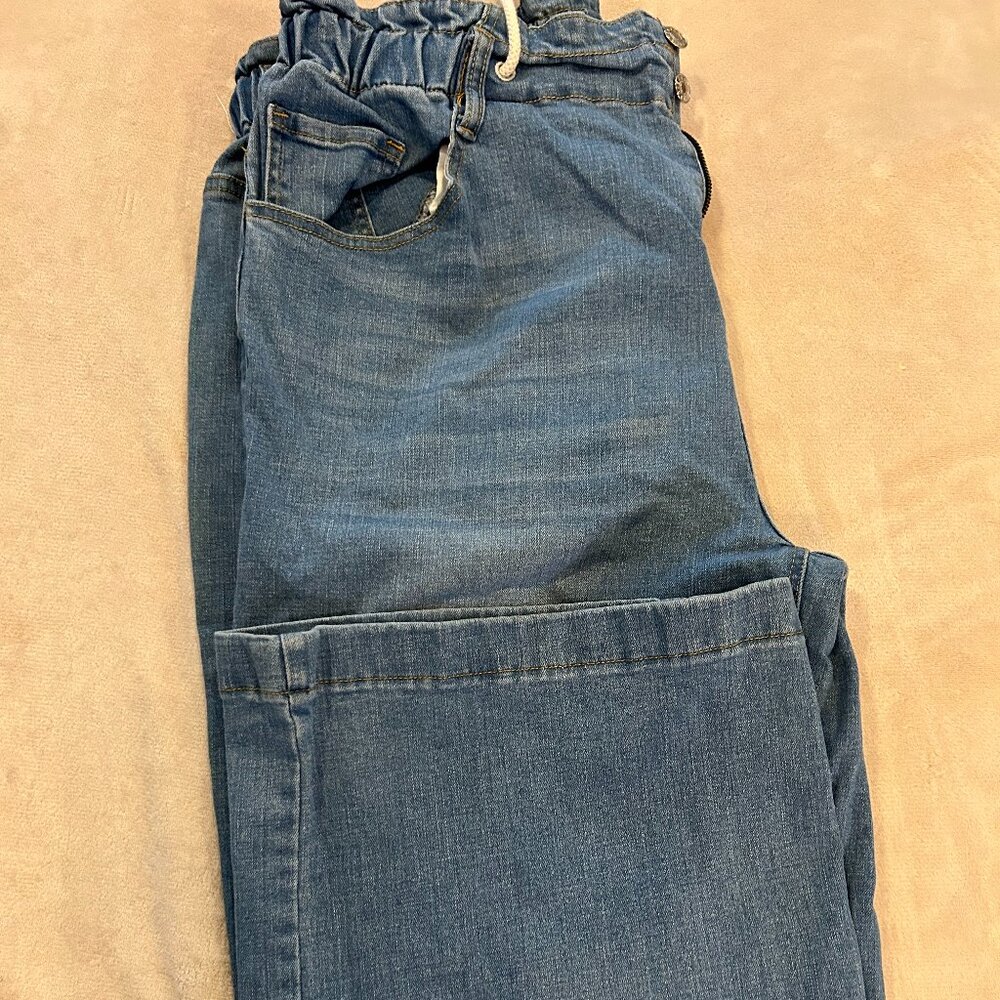 Wide Leg woman's plus size jeans with drawstring detail